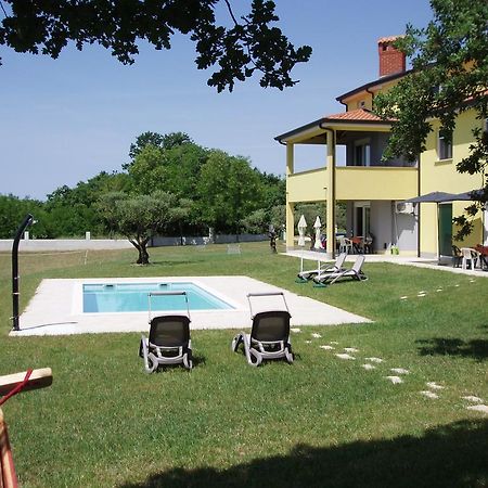 Villanova Apartments بوريتش الغرفة الصورة