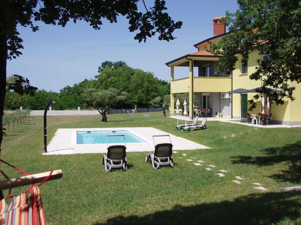 Villanova Apartments بوريتش الغرفة الصورة